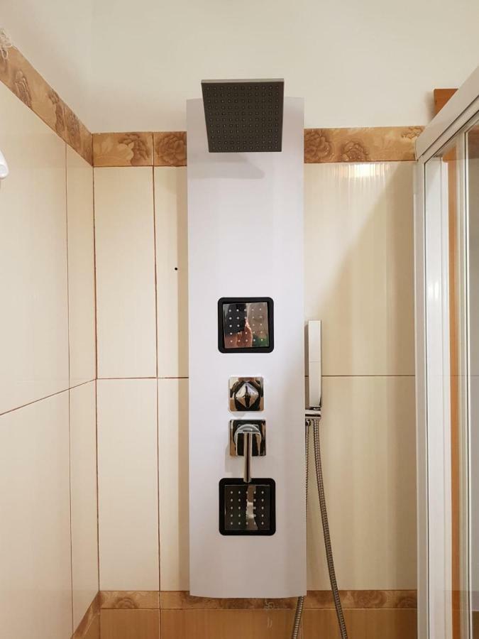 Interno Dieci Roma Dış mekan fotoğraf